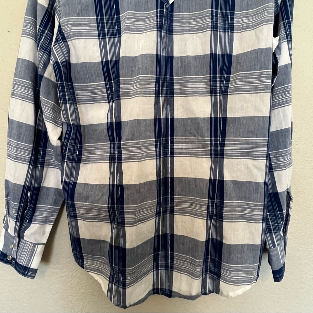 Wrangler Blue and White Plaid Western Button Down Shirt Women's Medium - Picture 14 of 15